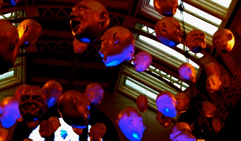 Floating Heads by Sophy Cave, Kelvingrove, Glasgow
